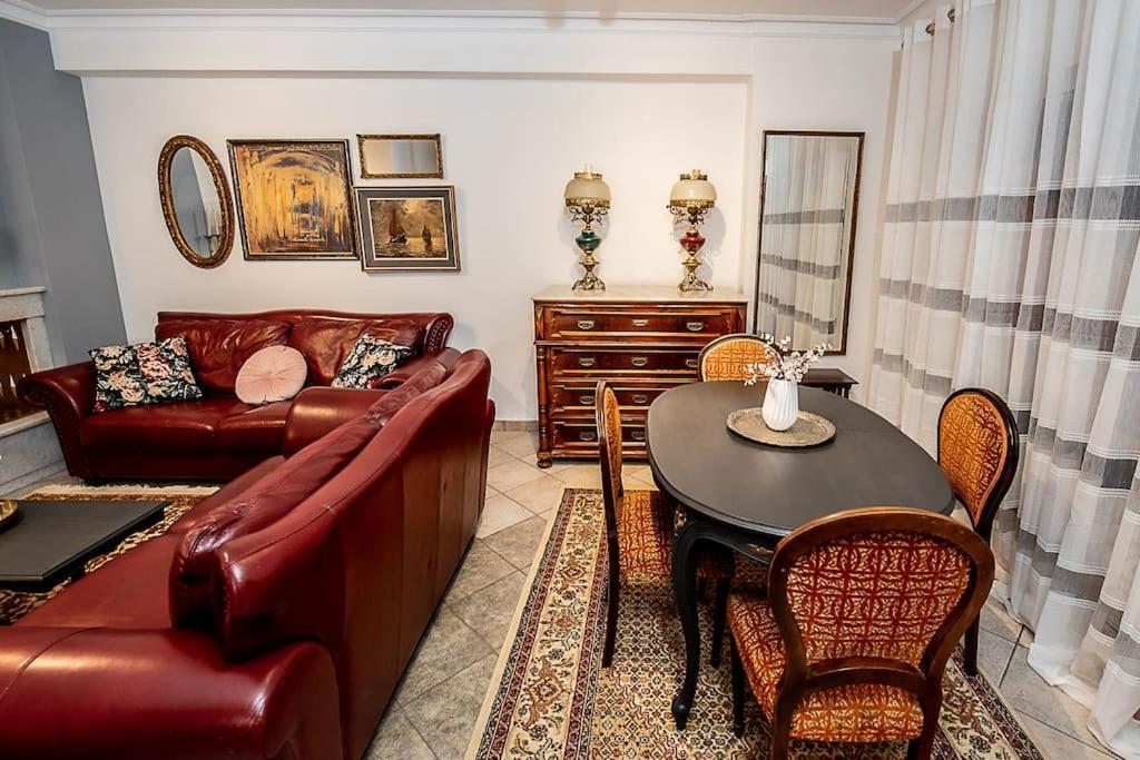 Ioanna's Mansion - By The Apartment